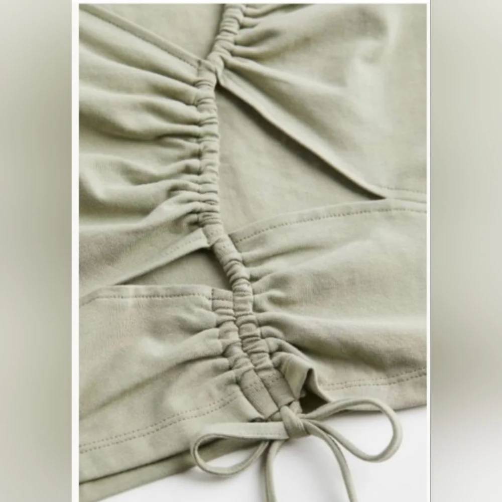 NWT H&M DIVIDED CUT-OUT TOP SECTIONS WITH DRAWSTRING LONG SLEEVE SIZE L - Picture 5 of 7